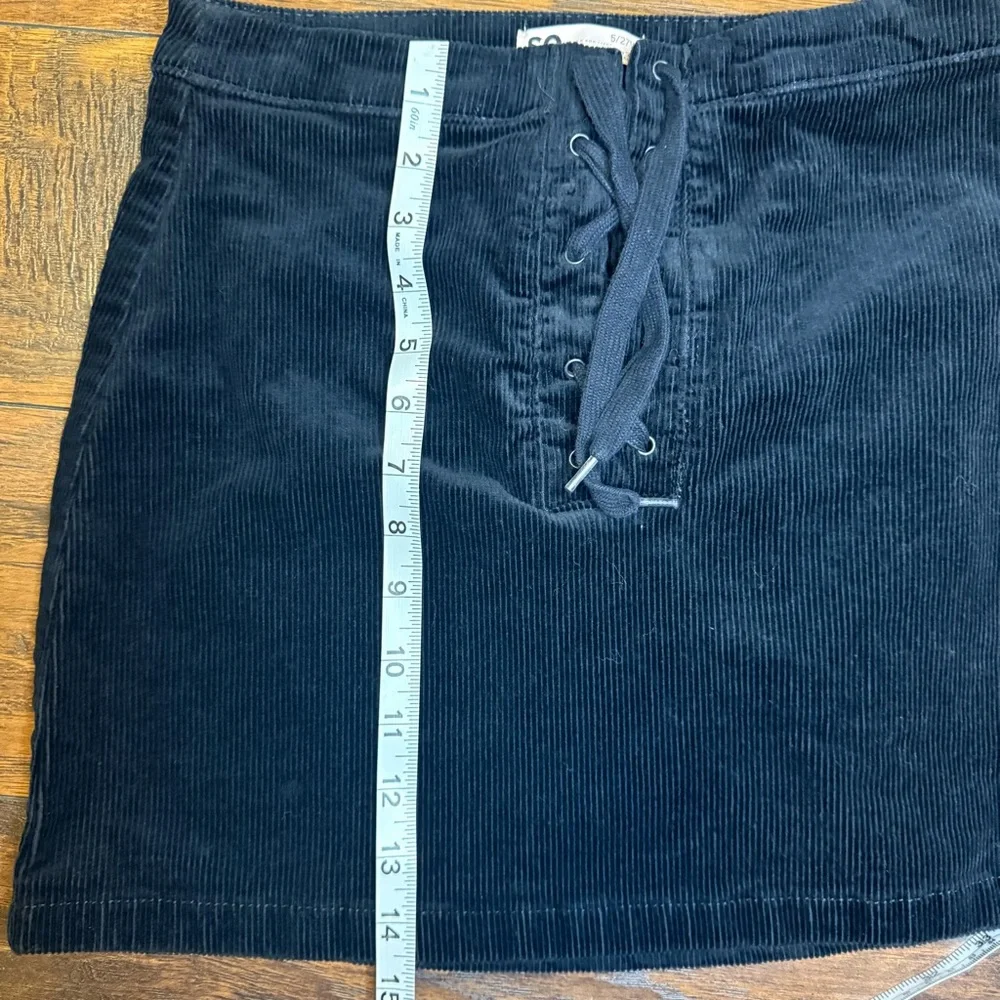 Y2K 90s Dark academia street wear black Corduroy tie waist mini skirt size 5/27